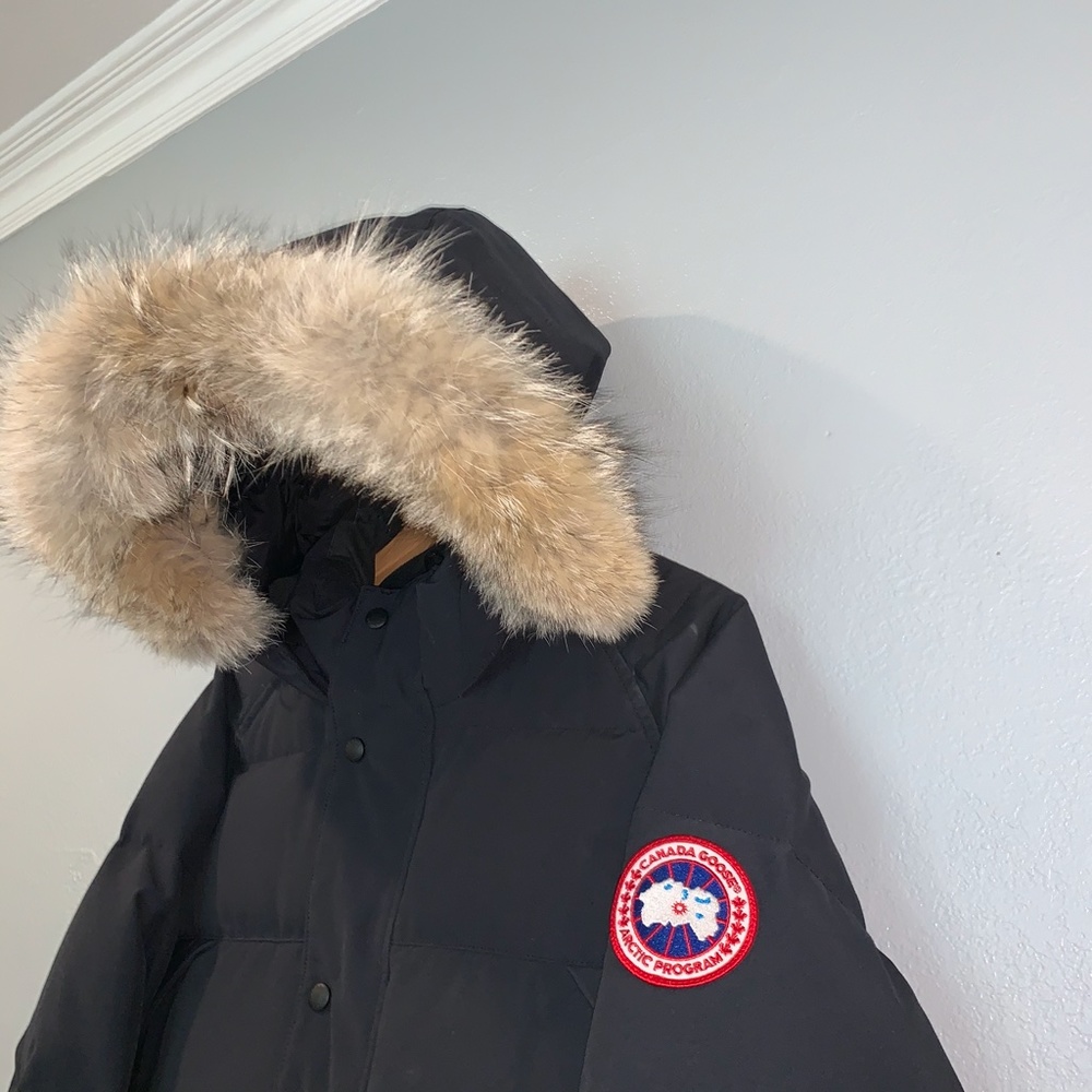 Canada Goose Emory Parka with Fur - Picture 3 of 6